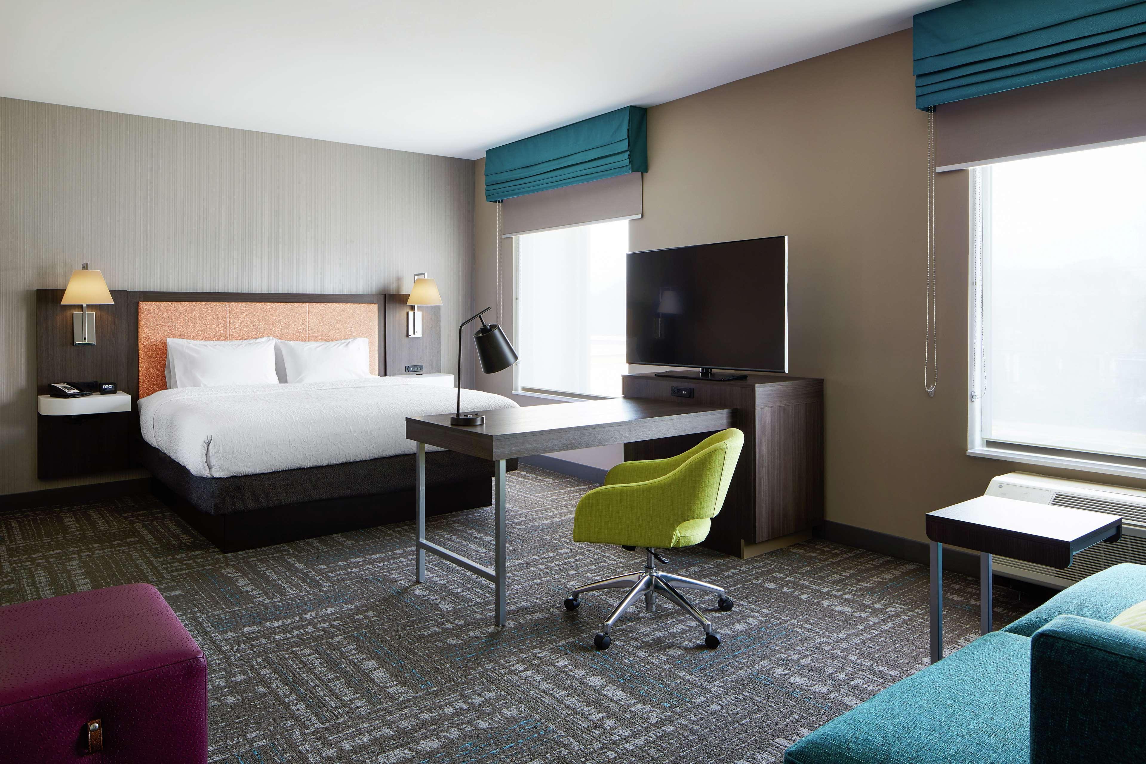 Hampton Inn & Suites Chicago/Уокиган Экстерьер фото