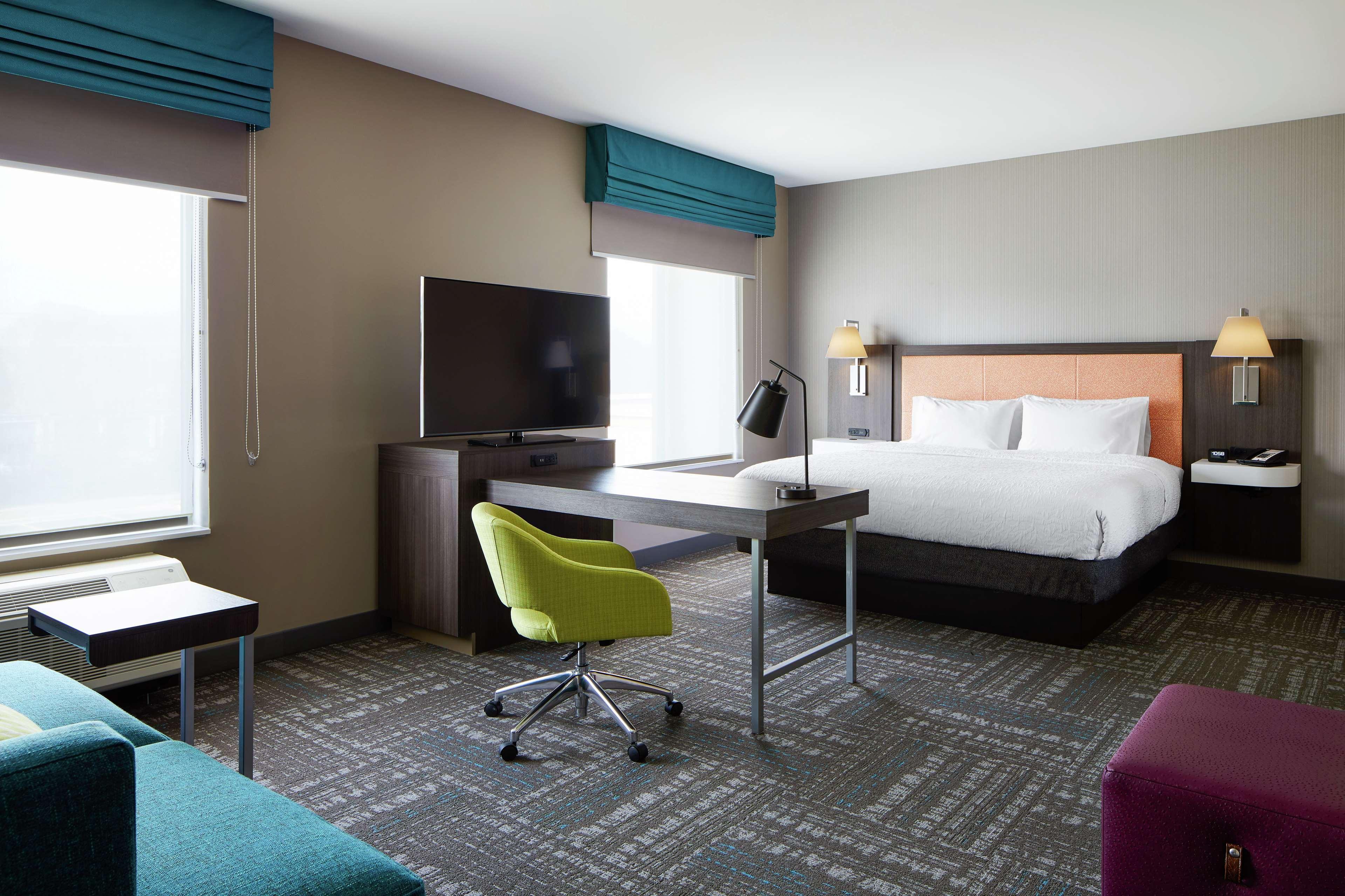 Hampton Inn & Suites Chicago/Уокиган Экстерьер фото