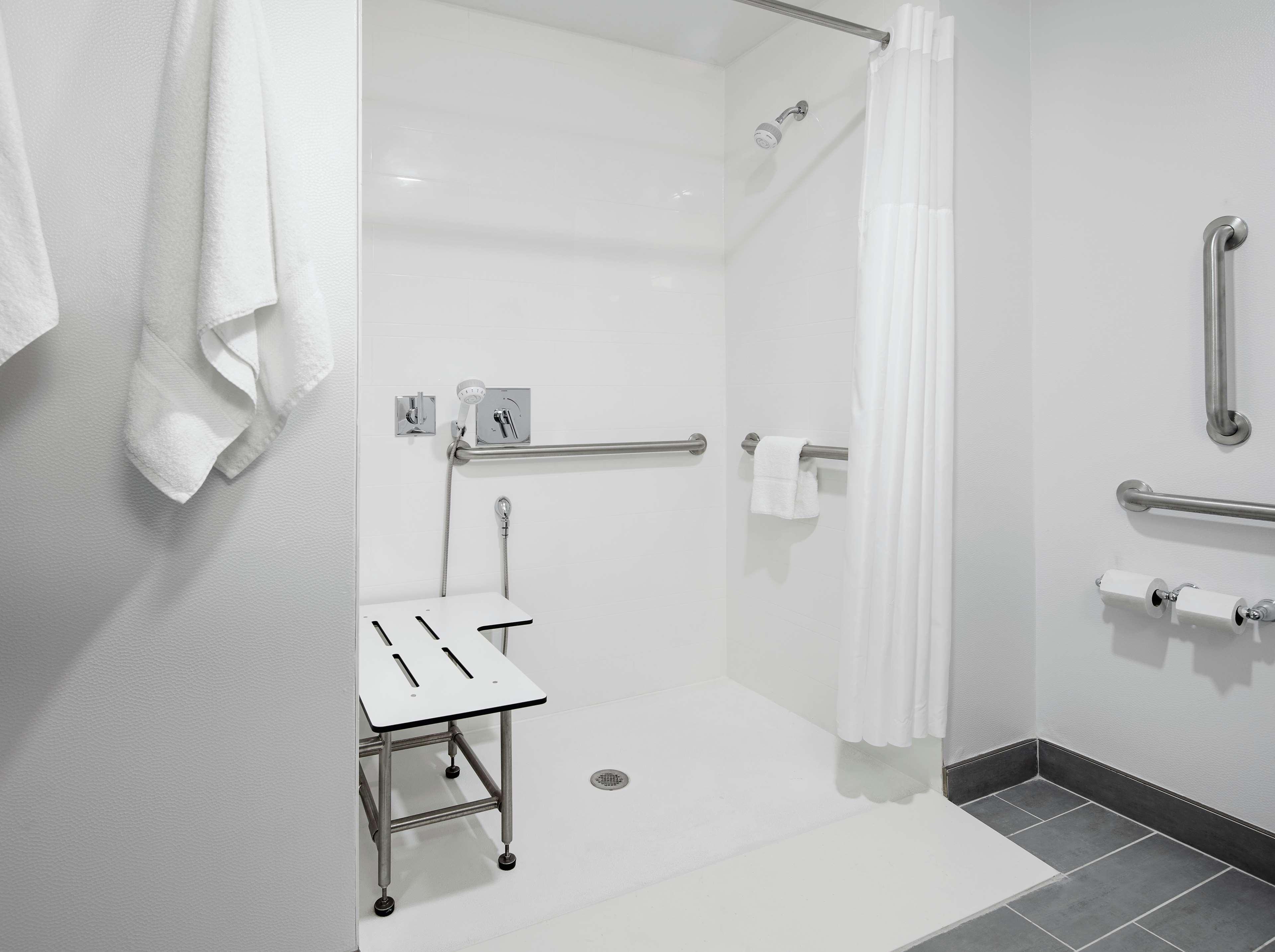 Hampton Inn & Suites Chicago/Уокиган Экстерьер фото