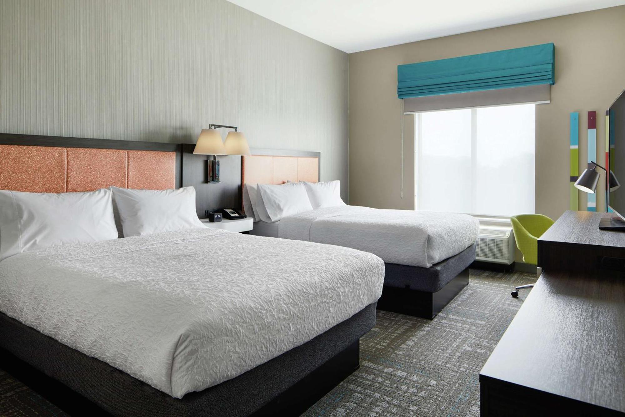 Hampton Inn & Suites Chicago/Уокиган Экстерьер фото